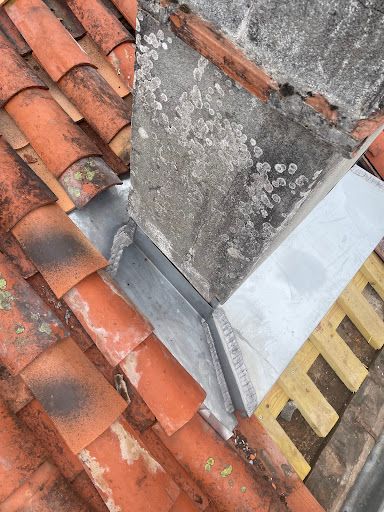 Bouche Couverture Sarl - Dépannage Toiture 7j/7