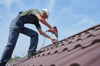Couvreur Caylus : Intervention Fuites & Réparations Toiture | Démoussage Toit | Pose Gouttières | Peinture Façade
