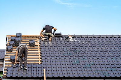 Les Experts Toitures Ceret - Couvreur - Demoussage Toiture