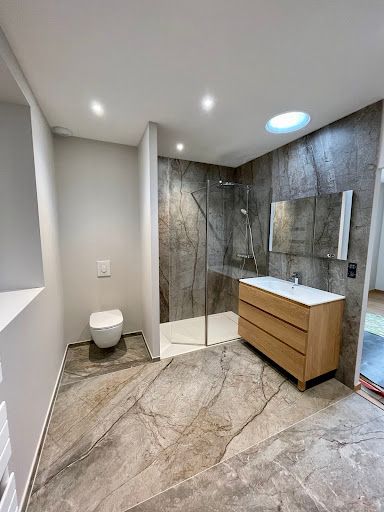 Sasu Bastianel Sandro Carreleur Mosaïste et Applicateur de Résine Epoxy Décorative