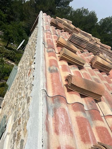 Les Artisans Couvreurs de Fayence