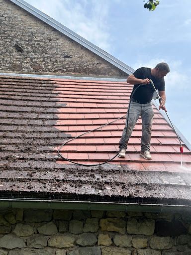 [maximoff Toiture Père et Fils] Charpente Couverture Zinguerie À Luxeuil les Bains Froideconche 70300