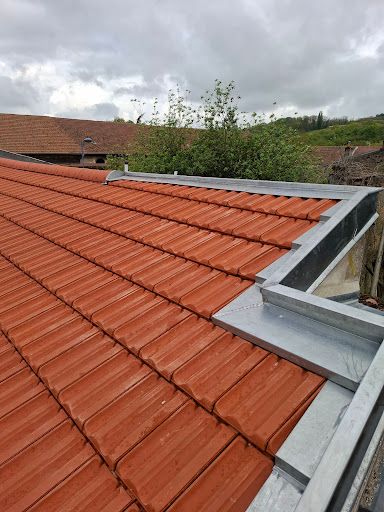 Les 2 Mains du Bâtiment