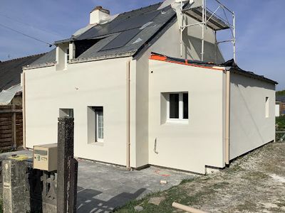 B&c Façade - la Montagne (siège Social)