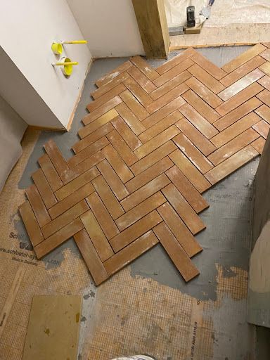 Redeco Home : Carreleur, Peintre & Parquet À Antibes
