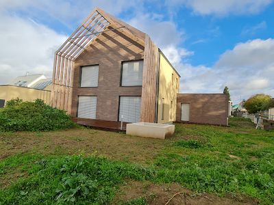 A Trait Bois - Charpentier et Constructeur de Maisons en Bois (49)