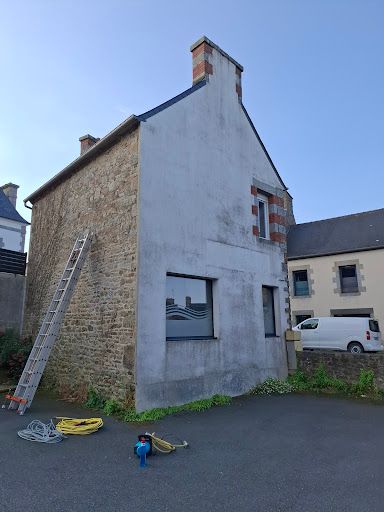 Armor Façade 22 Peinture Déco Int / Ext Ravalement / Nettoyage / Démoussage Façade et Toiture 22 Côtes d'Armor / 29 Finistère