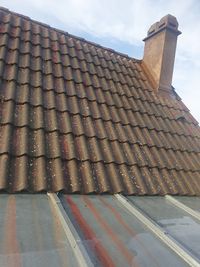 Ent. Leger J Couverture et Ramonage Reparation de Toiture Demoussage et Traitement Toiture Hydrofuge Toiture Peinture Toiture