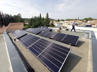 Libow - Nîmes - Installateur Panneaux Solaires Photovoltaïques - Autoconsommation - Batteries