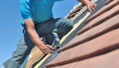 Entreprise Ad: Artisan Couvreur - Rénovation Toiture Étanchéité Couverture Recherche Fuites Réparation Cheminée 78 Yvelines