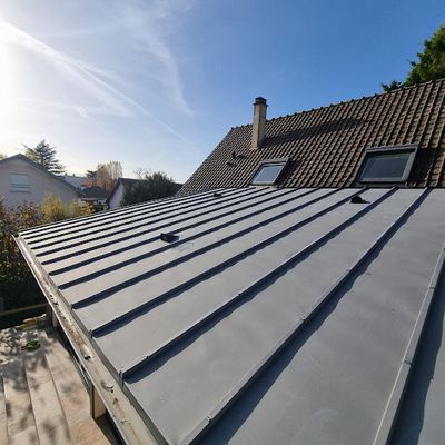Couvreur, Nettoyage Fuite Melun Elysée Rénovation - Toiture 77