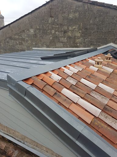 Larme Couvreur Mérignac