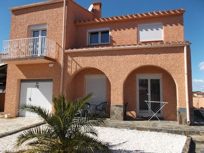Jouak Façade