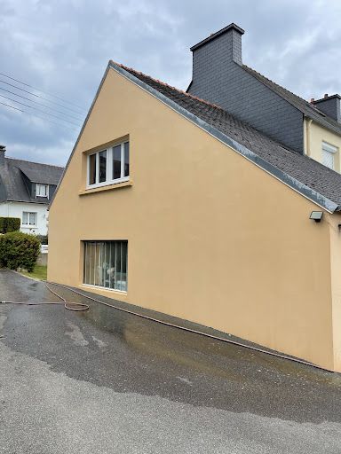 Dantot Renov – Artisan Couvreur Quimper et Alentours – Urgences Fuites 24h/6j – Peinture