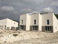 Car-iso Facade
