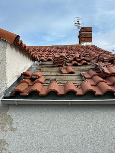Couvreur Rezé Hg Pro Rénovation Couverture