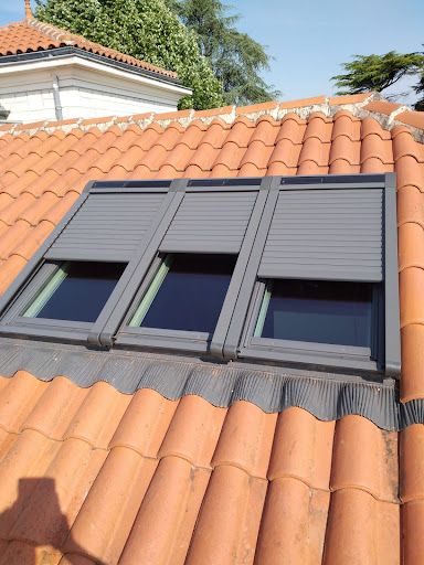Gaudin et Fils Couverture Zinguerie Charpente Bois Rénovation Pose de Velux