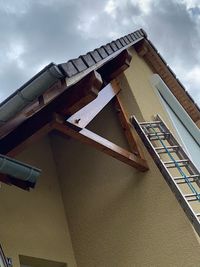 Mc Habitat Couvreur Démoussage Toiture