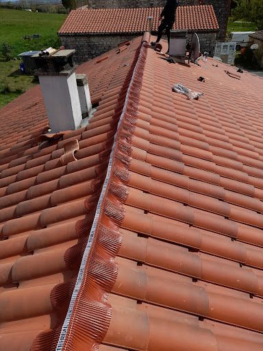 Couvreur 81 - Keller Jimmy | Réparation Démoussage Étanchéité Dépannage Fuites Toiture Couverture Tarn Taix Carmaux