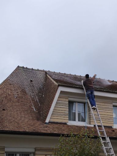 J.p. Couverture : Couvreur 95 Taverny Travaux d'Urgence Fuite de Toiture Val-d Oise Ile-de-france