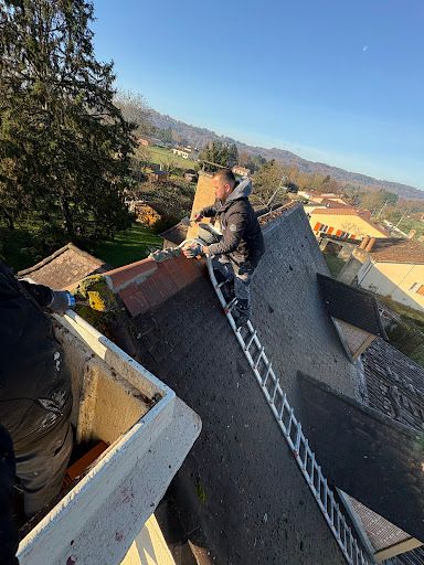Entreprise Couvreur / Ramoneur À 24550 Villefranche-du-périgord